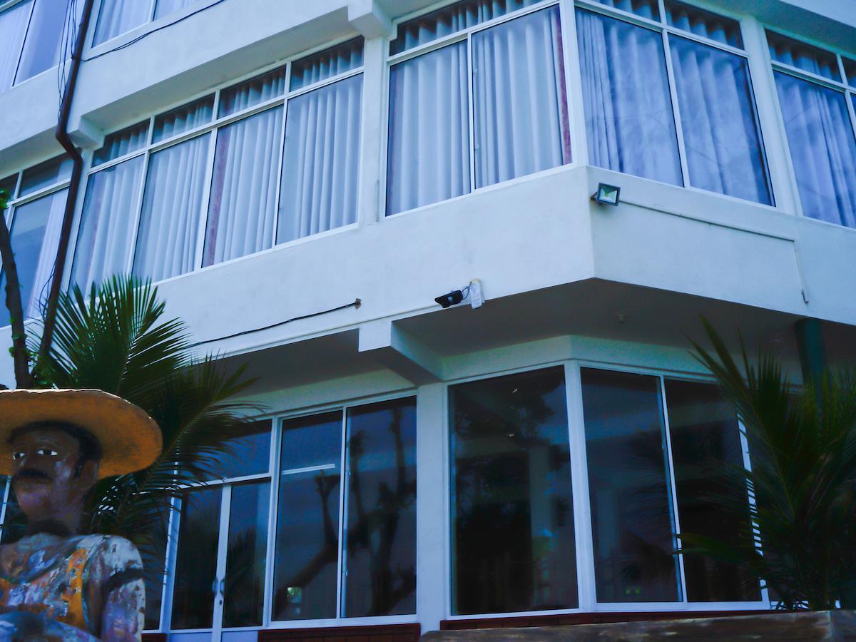 Sayurima Beach Hotel อาฮานกามา ภายนอก รูปภาพ