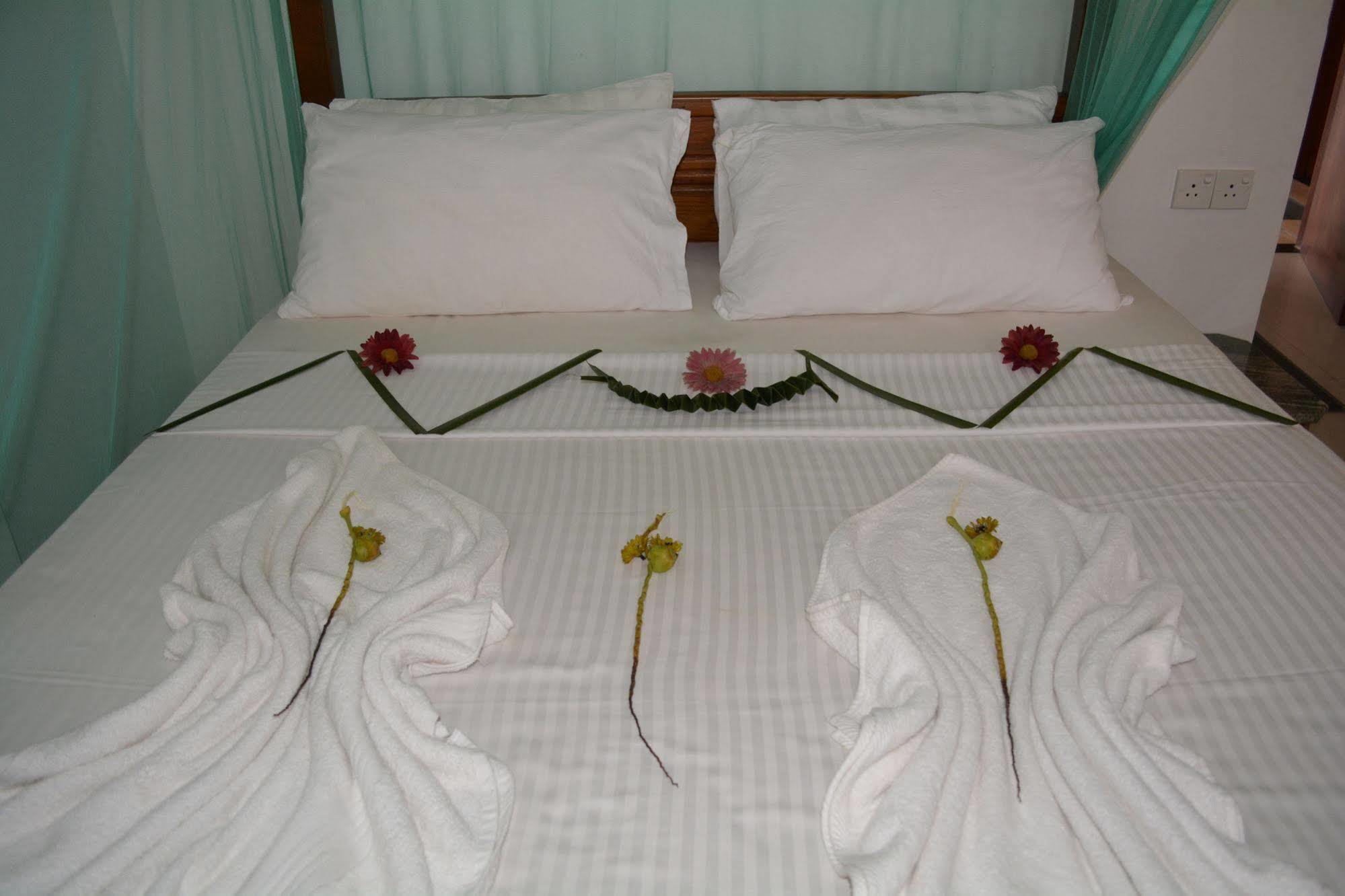Sayurima Beach Hotel อาฮานกามา ภายนอก รูปภาพ